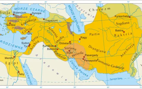 Mapa przedstawia podbój Persji przez Aleksandra Macedońskiego, ukazując jego drogę od Grecji przez Azję Mniejszą, Egipt, Mezopotamię aż po Indie.